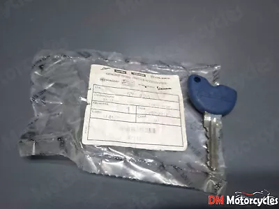 Piaggio Genuine New Vespa Lx 125  Blank Key Pn 573426 • $34.90