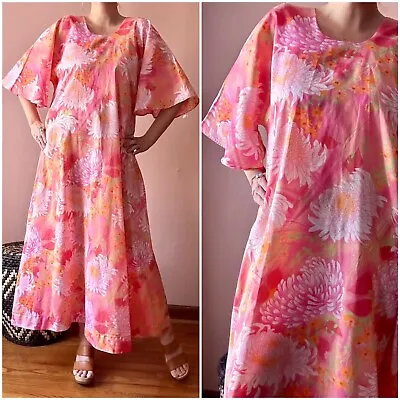 Vintage 70s Dress - Pink Floral Caftan Maxi Dress - Hippie Boho Hawaiian • $111