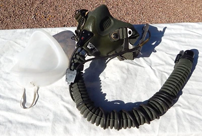 $549.95 • Buy USAF, USN, USMC Jet Pilot MBU-12/P SCOTT Oxygen Mask Size Long, J Bayonets, 1991