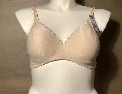 Womens Bra XL Soft Tan. Style HU08 Hanes Comfort Flex Fit NWT. Free Shipping • $15