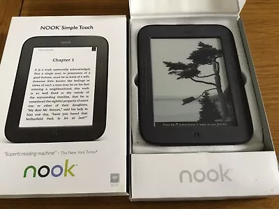Boxed Nook Simple Touch E-reader - Model No. BNRV300 • £20