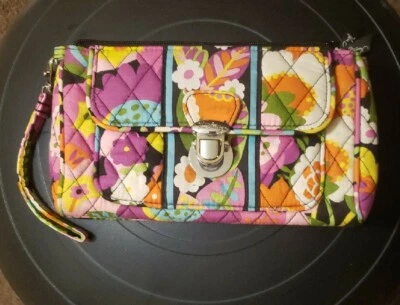$18.95 • Buy VERA BRADLEY - Va Va Bloom Bright Floral - Wristlet - NWOT