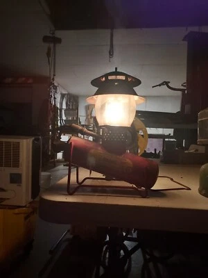 $45 • Buy Vintage Bernz-o-matic Tx-900 Propane Gas Porta-light Camping Lantern Pyrex Globe