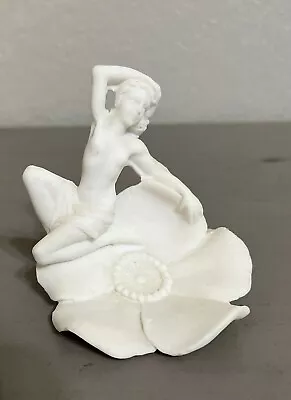 Vintage Small Female On Flower Sculpture Figurine Alabaster G . Ruggeri • $15