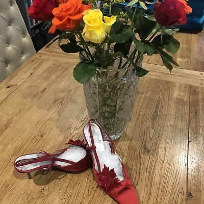 £13 • Buy Red Satin Ladies Shoes , 39, Spanish , 