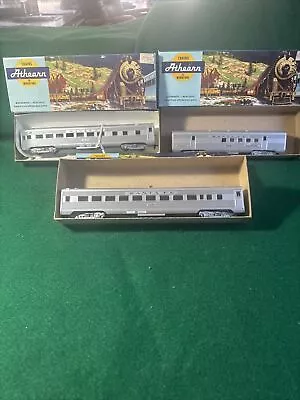 Athearn 324634063150 Santa Fe Passenger Cars HO Scale Used In Boxes • $25