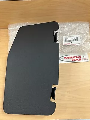 2010-2024 4runner Driver Side Rear Jack Cover 64766-35030-c0 Genuine Toyota Part • $71.03