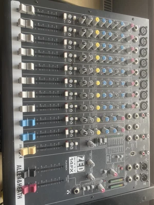 £300 • Buy Allen & Heath ZED Sixty 14fx Mixer Stage DJ Karaoke Professional