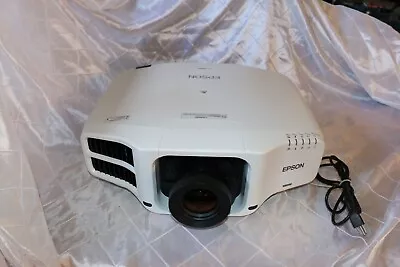 Epson Pro G7000W Large-venue WXGA Projector & ELPLM08 Lens 6500 Lumens 1700 Hrs • $420