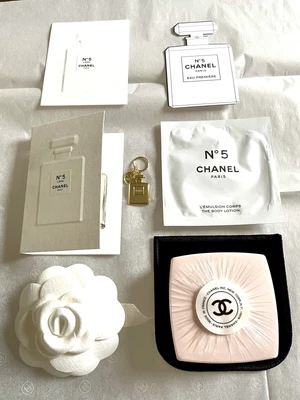 £41 • Buy Chanel No.5 Soap No.5 L'eau Edp  Body Lotion  Perfume Charm Camelia Set