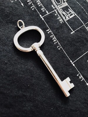 £170 • Buy Tiffany & Co. 925 Silver Large Oval Key 🔑（6cm X 2.5cm)