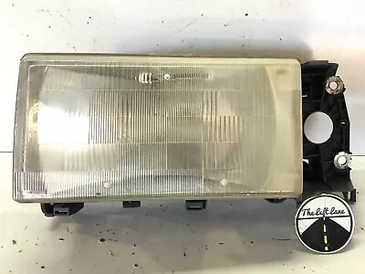 Driver Side Left Headlight Fits 92-95 VOLVO 940 30542 • $58.99