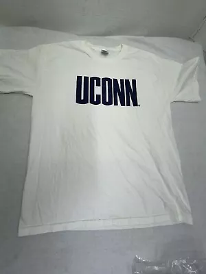 Vintage Uconn T Shirt Large • $14