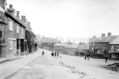 Mrt-12 Street View Hook Norton Oxfordshire. Photo • £3.35