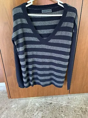 VELVET Brand Oversize Sweater V Neck Navy/Grey Size:Petite • $26.10