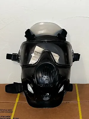 Avon M50 Gas Mask With Carrying Bag And Accessories Size Medium • $440