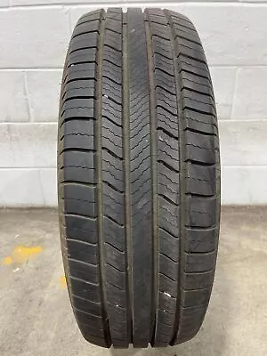 1x P235/65R17 Michelin Defender 2 10/32 Used Tire • $140