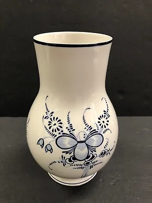 Vintage Boho Villeroy And Boch Vieux Sept Fontaines Luxembourg Vase Blue & White • $29.99
