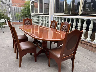 $1200 • Buy Dining Tables And Chairs