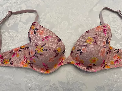 Victoria’s Secret PINK Wear Everywhere T Shirt Lightly Lined Bra 32C Pink Floral • $30.79