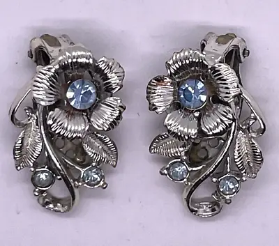 Vintage: Silver Toned Flower Earrings W/ Blue Stones Clip On • $9.68