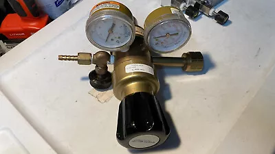 VWR Scientific Products Multi Stage Regulator  /w 2x USG Gauges 55850-428 15 Psi • $250