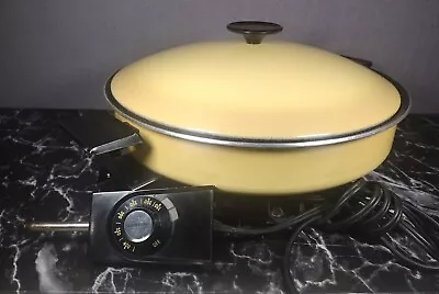 VTG Westbend 13  Electric Skillet Golden Harvest Yellow 6 Settings 400 Degrees • $18.67