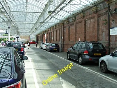 Photo 6x4 Helensburgh Central Railway Station The Carriage Shed Runs Alon C2013 • £1.80