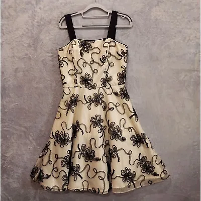 Masquerade Womans Dress 11/12 Ivory Black Floral Embroidered Formal Wedding • $36.35