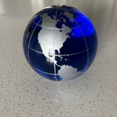 $28.88 • Buy World Globe Earth Silver Etched  Blue Ocean Art Glass Flat Bottom Paperweight 3”