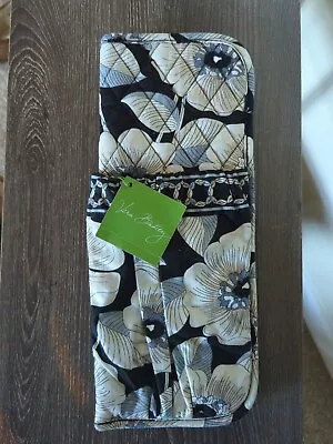 NWT Vera Bradley Straighten Up And Curl  Straightener/curling Iron Bag *Camellia • $20