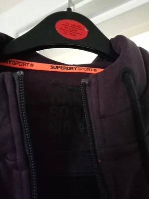 £5 • Buy Boys Superdry Sport Hoodie Size XS