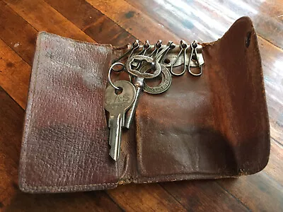 VINTAGE Authentic REAL PIGSKIN BIFOLD WALLET With Spring Hook Keys Attached • $16.95