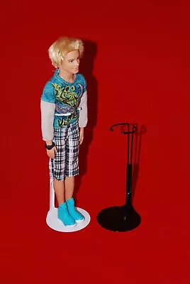 One Dozen 2175 Kaiser Doll Stands - Black • $32.99