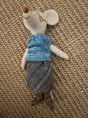 MAILEG Spare Retired 16cm Granny Mouse In Tweed Skirt Blue Top (new But No Box) • £25.99