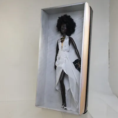 Mattel - Barbie Doll - 2004 Model Of The Moment Nichelle Urban Hipster *NON-MINT • $207.89