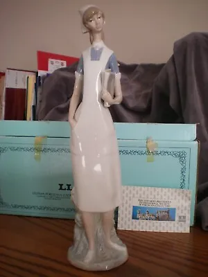 Lladro 4603-R Nurse Figurine Signed By Lladro Brother Dated 1985 In Original Box • $300