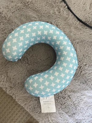 $0.99 • Buy Kids Travel Pillow