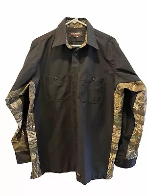 Wrangler Workforce Men’s Large Button Up Long Sleeve Shirt • $13.30