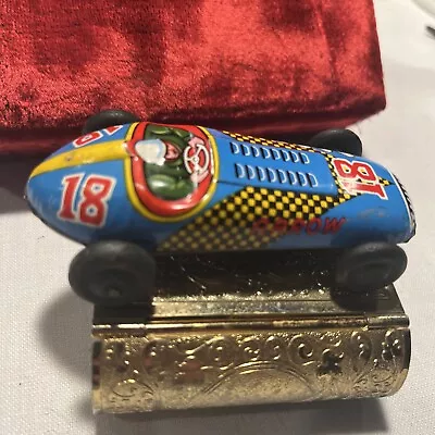 1950's VINTAGE JAPANESE TIN TOY LITHO RACE CAR NUMBER 18 • $15.95