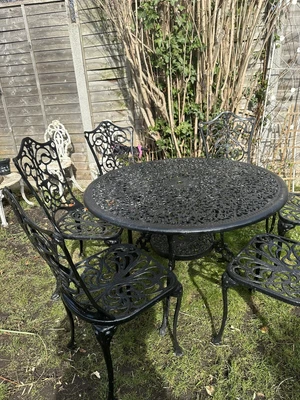 £445 • Buy Large Cast Aluminium GARDEN TABLE & 6 CHAIRS