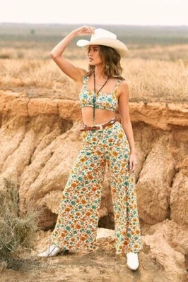 $60 • Buy Arnhem Phoebe Wide Leg Pants Rustic Honey Size 8
