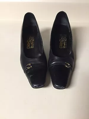 Vintage Ferragamo Womens Heels Shoes Black Snakeskin Leather Cap Toe 8.5 AAA • $50.95