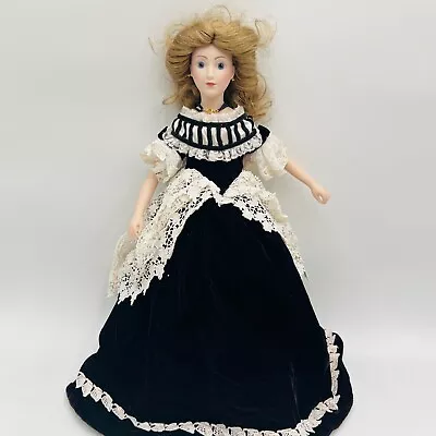 Franklin Mint Renata Tales Of Vienna Woods Musical Porcelain Doll • $32.95