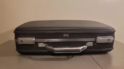 Vintage American Tourister Hard Shell Briefcase • $21.99