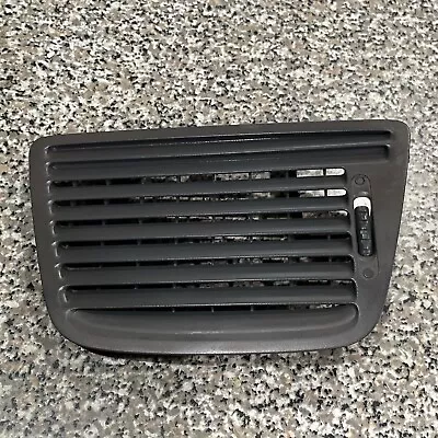 92-95 Gray Honda Civic Center Dash Vent Grill Defrost Si Sir Eg Eg6 SR3 Ej1 Jdm • $28