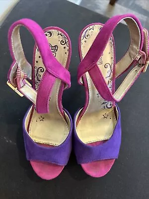 BRASH Shoes Magenta And Purple Suede With Gold Buckle And 5 1/2 Inch Heels • $12.60