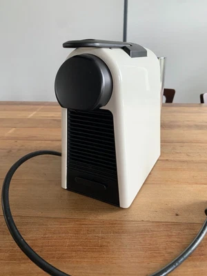 $59 • Buy Delonghi Essenza Mini Nespresso Capsule Machine - Cream