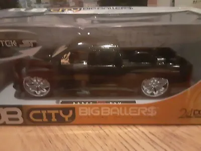 Hot DODGE RAM - 1:18 Scale Jada Toys DUB CITY Big Ballers Sqiatted 24 Wheels Rr • $59