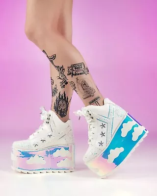 Yru Shoes Size 6 QOZMO Iridescent Cloud Platform Sneakers • £75.22